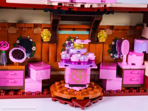 LEGO Wicked Glinda Elphaba Dormitory 75683 New Release Review Brick Banter