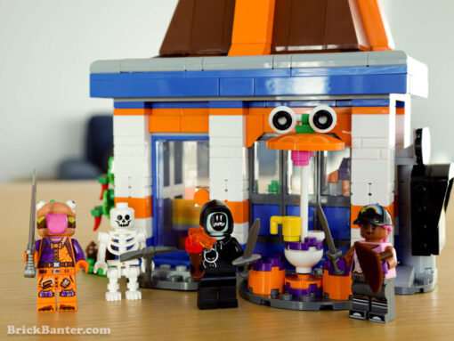 LEGO Fortnite Durrr Burger Restaurant 77076 New Release Review Brick Banter - June 2025