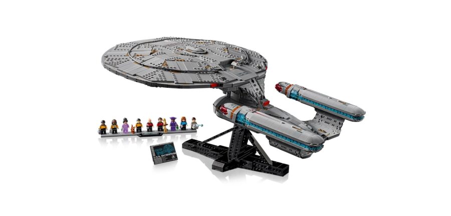LEGO Star Trek USS Enterprise 10356 Article cover preview 2