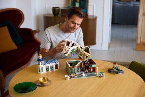 11371 LEGO Icons Shopping Street Modular Building 2026 New Release Review Brick Banter