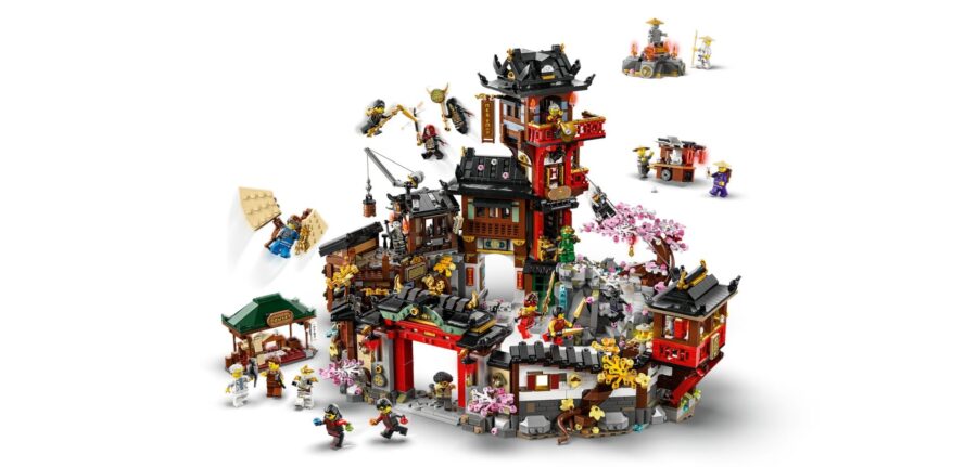 Review: LEGO NINJAGO The Old Town 15th Anniversary (71861)