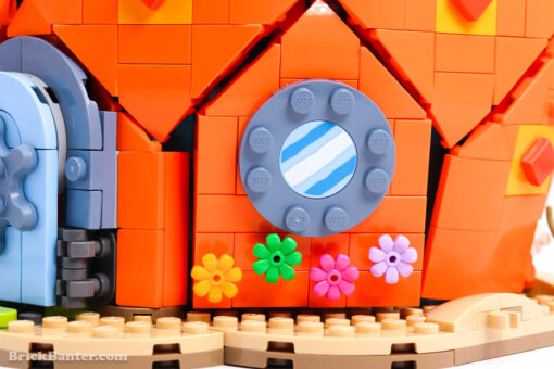 LEGO Icons Spongebob Squarepants Bikini Bottom 11386 New Release Review Brick Banter - 2026 August