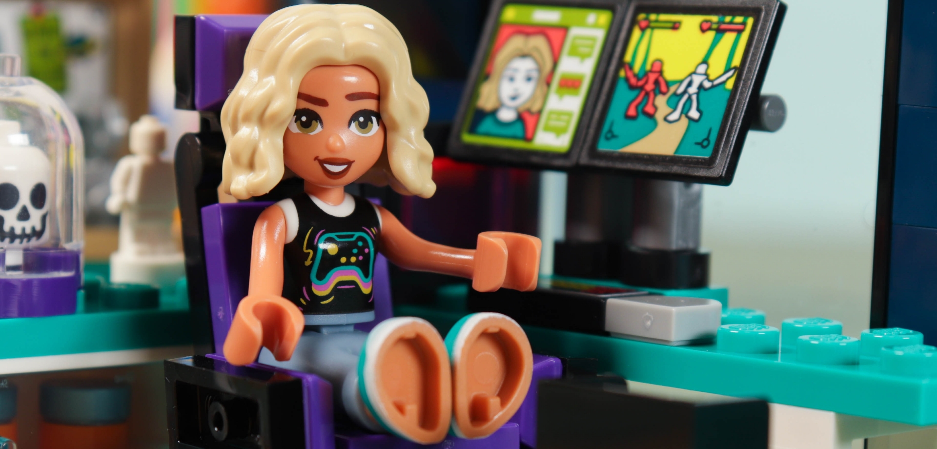 LEGO Friends - Breaking Down The Brick Walls With Legos For Girls