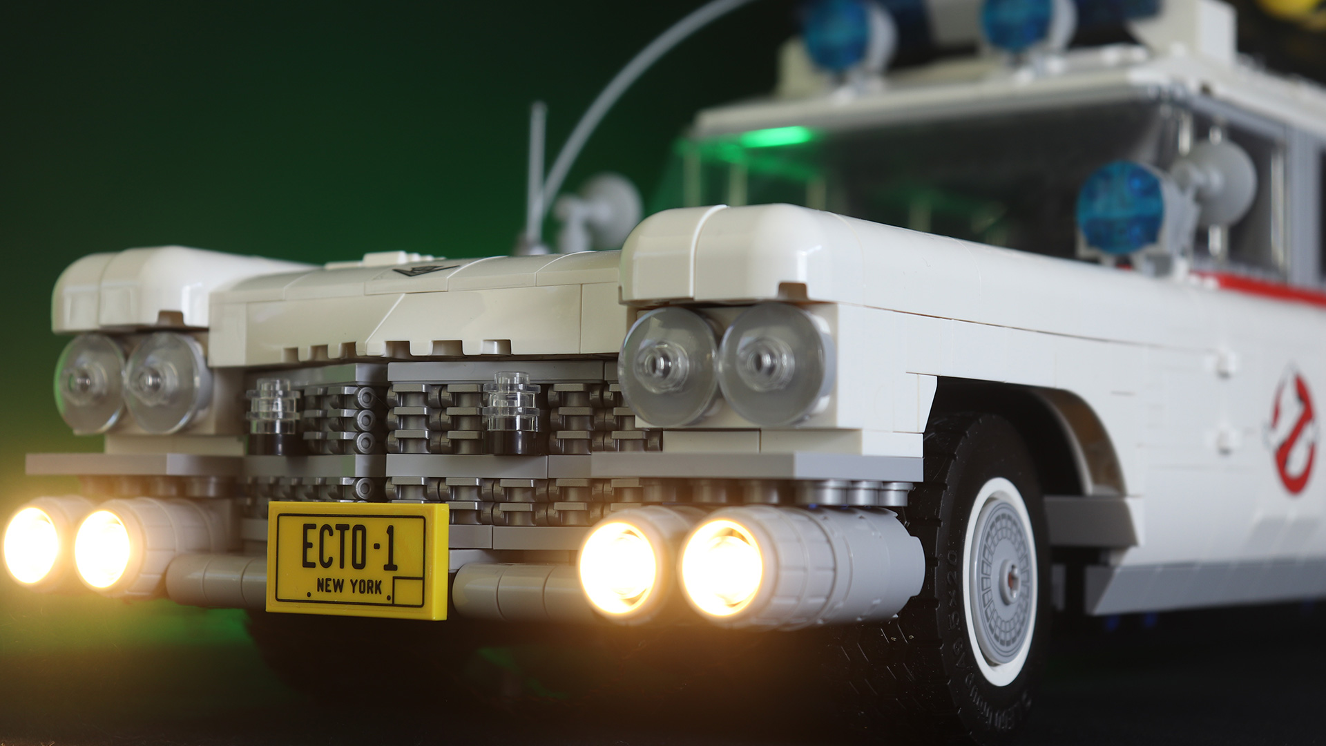 News: LEGO Ghostbusters ECTO-1 (10274)